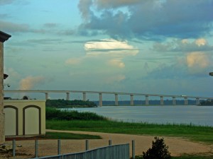 LC 081809 017 LC 081809 017