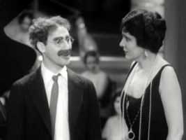 groucho-marx-margaret-dumont
