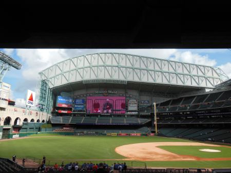 Minute Maid Park, 01/26/13: The view to center and right still bears that beckoning green call to baseball.