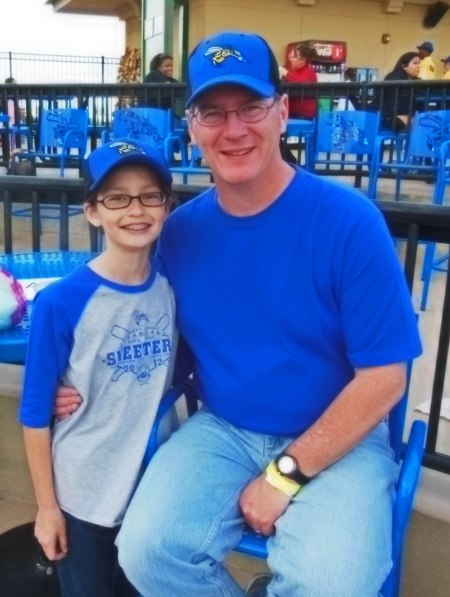 Mark Chestnut and his daughter.