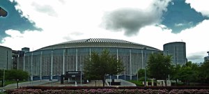 The Astrodome in 2013 ~ with no help ~
