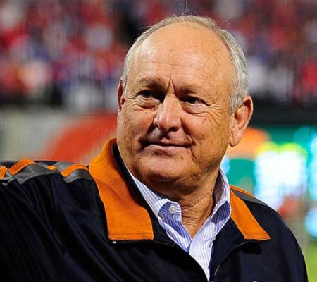 Nolan Ryan ~ wearing the right colors again ~