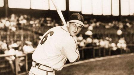 Stan Musial in His Prime Gotta Love the Peekaboo Stance
