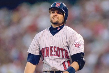 Chuck Knoblauch of Bellaire, Texas was chosen as the outstanding MLB Player from the Houston area. Chuck hit .281 as a rookie for the Minnesota Twins in 1991.