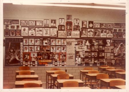 Has anybody in this class ever heard about the game of baseball?