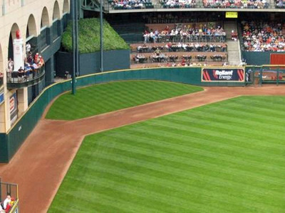 The loss of Tal's Hill itself is an unfortunate removal of uniqueness from Minute Maid Park, but it is not the biggest concern that many of us fans have for the way this change is going to effect play in 2016.