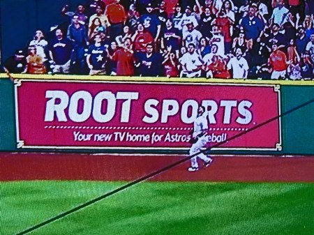 BOTTOM OF 6TH: WITH GAME TIED 1-1,BREGMAN HITS WITH BASES LOADED AND 2 OUTS, COMING THIS CLOSE TO A GRAND SLAM TO RIGHT FIELD IN HIS 1ST BIG LEAGUE GAME