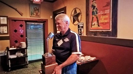 Oct. 17, 2016: Bill Brown addresses SABR at our monthly meeting at The Spaghetti Western Ristorante in Houston, expressing his humble delight and appreciation for award he received from his fellow chapter members. ~ Photo by Bob Dorrill