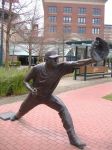 bagwell-statue2