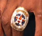 Astros-Ring